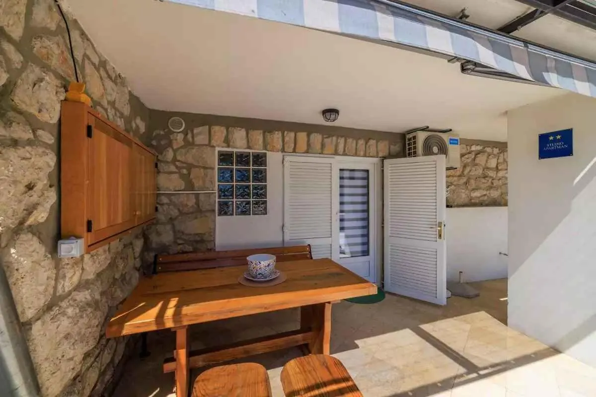 Apartment Studio In Dramalj 51204 Croatia
