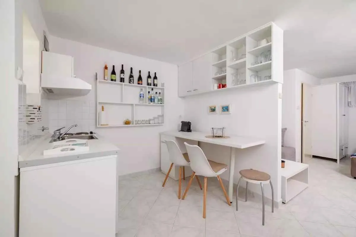 Apartment Studio In Dramalj 51204 Croatia